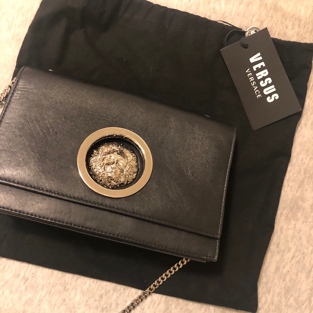 ❌sold❌Versus Lion Shoulder Bag